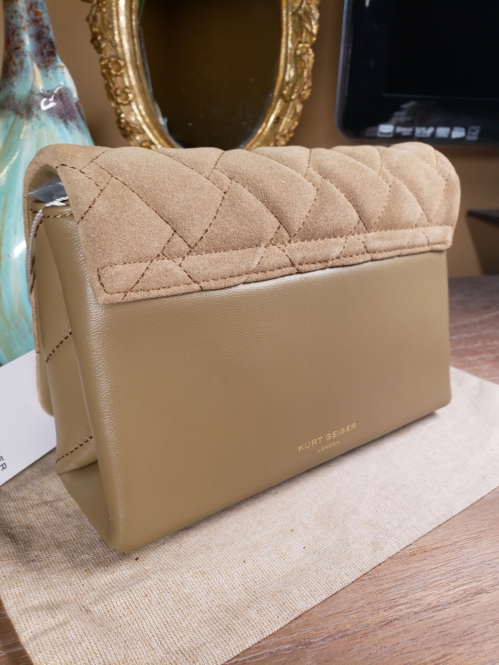Kurt Geiger Tan Quilted Crossbody Bag w/ Brass Crystal Embellished Eagle NWT! - Picture 10 of 15